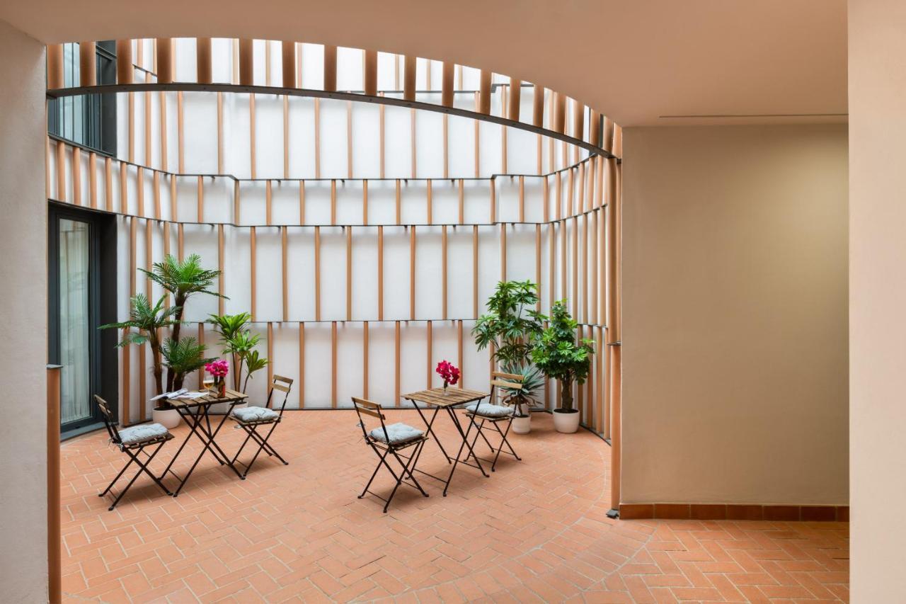Avanti Clavel, La Terraza Te Conquistara Seville Exterior photo